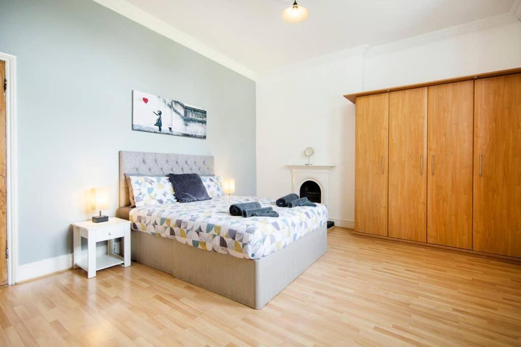 Clifton Spacious 3 Bed Apt&Parking-Simply Check In Bristol Exterior foto